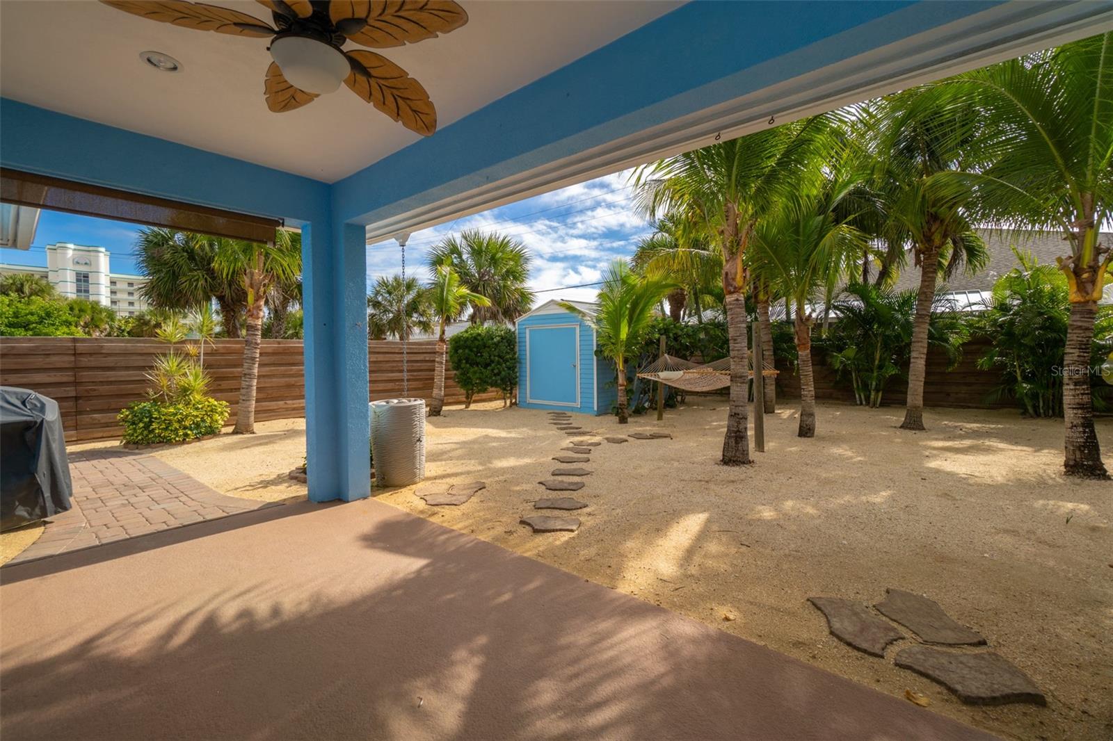 Image 7 of 46 For 131 Harding Avenue 131 & 129