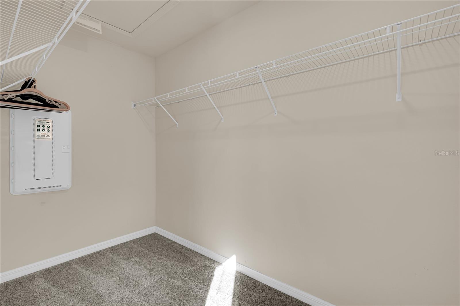 Image 12 of 32 For 4766 Sparkling Shell Avenue