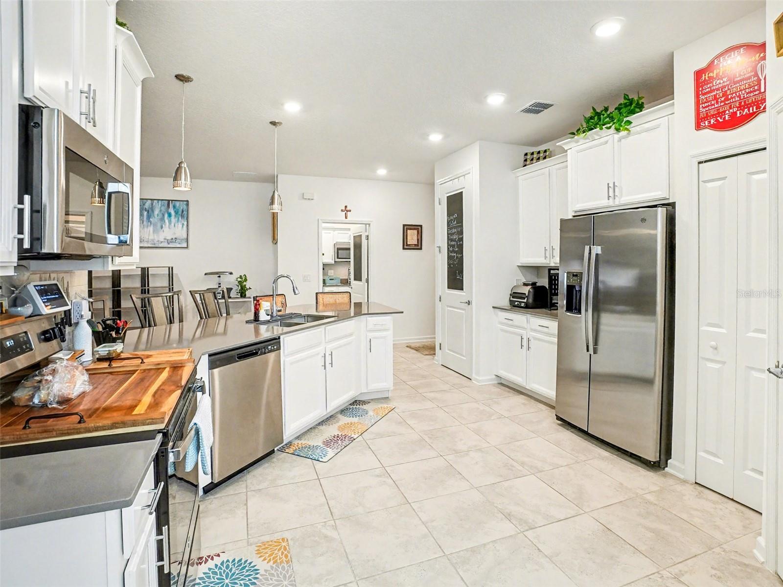 Image 10 of 31 For 969 Laurel View Way