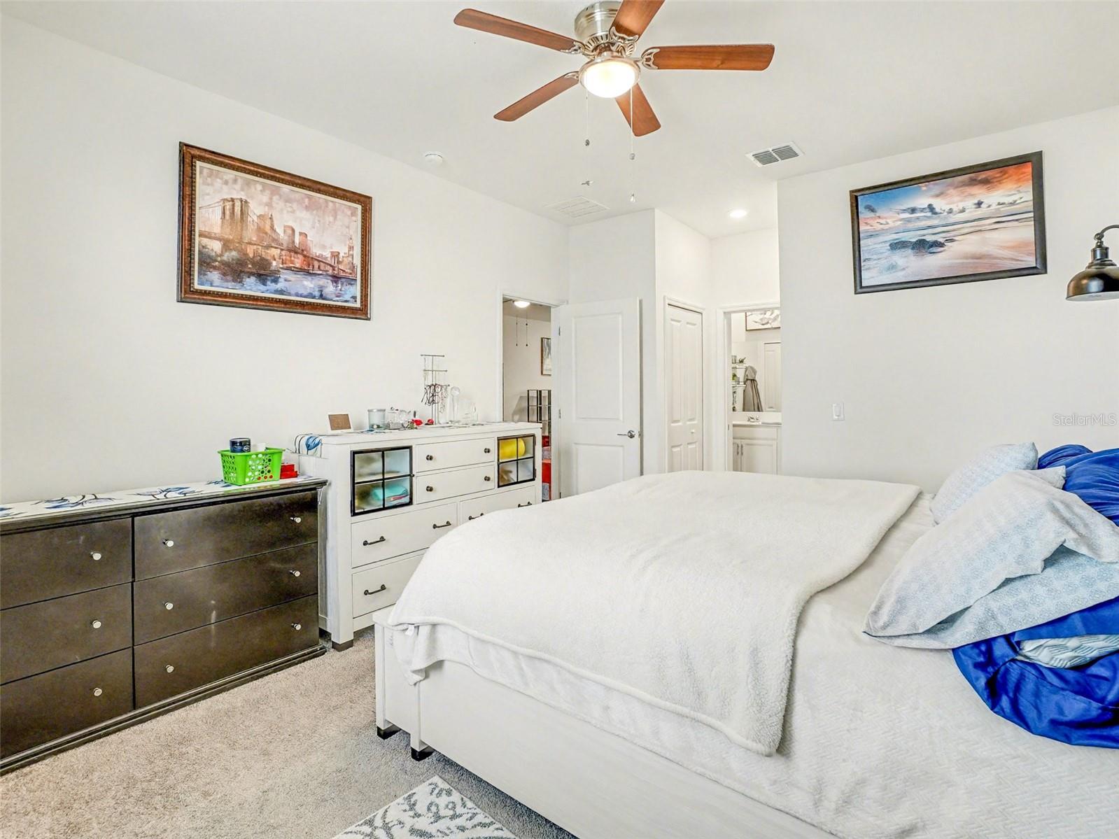 Image 14 of 31 For 969 Laurel View Way