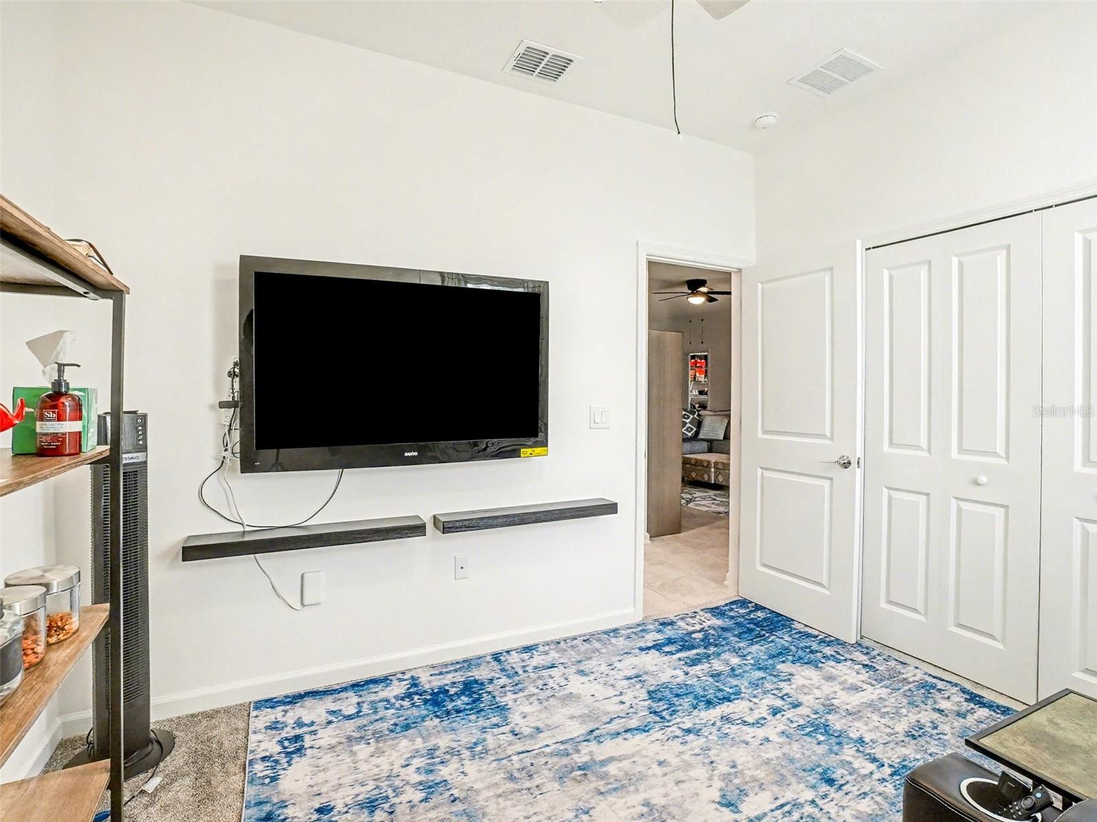 Image 26 of 31 For 969 Laurel View Way