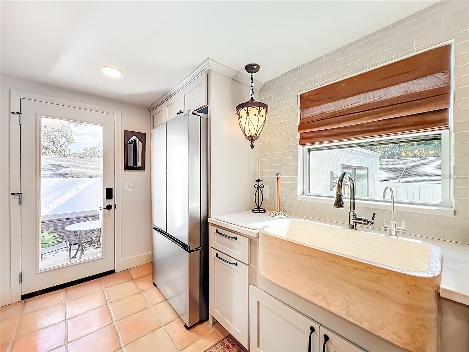 Image 12 of 53 For 1000 Anderson Street