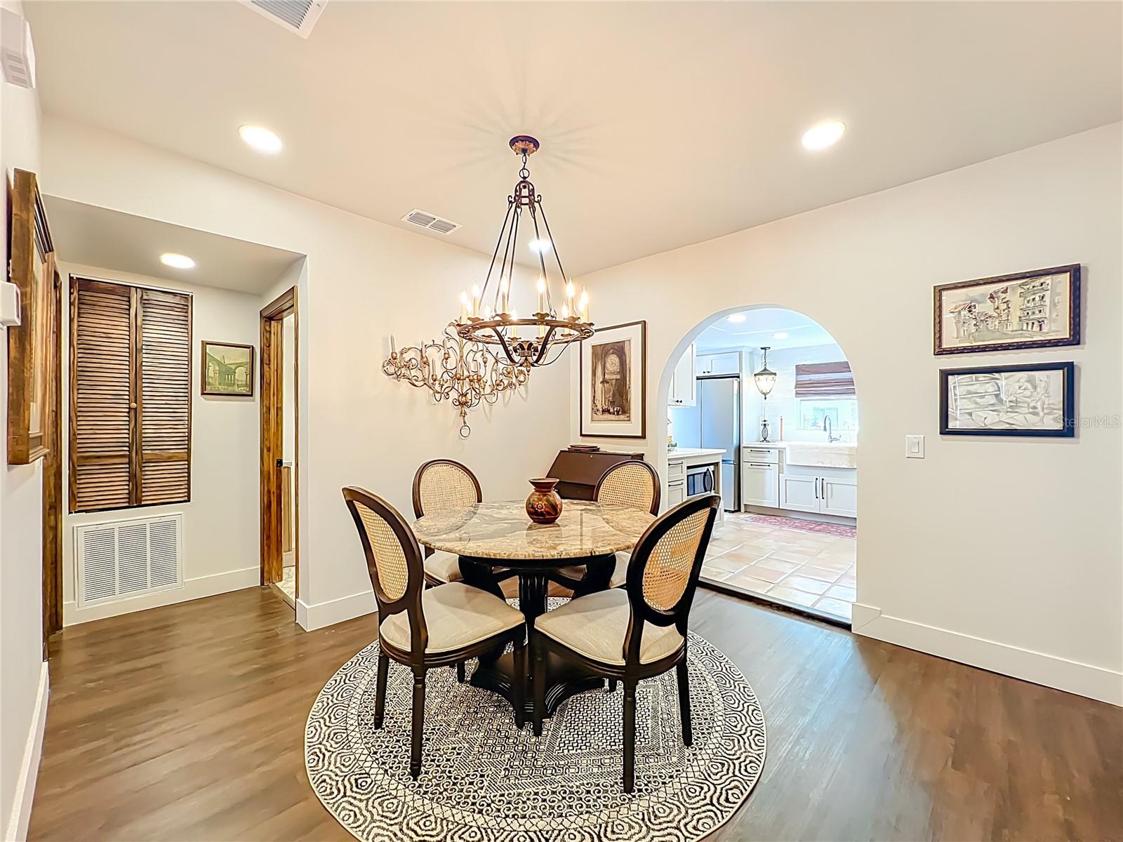 Image 18 of 53 For 1000 Anderson Street