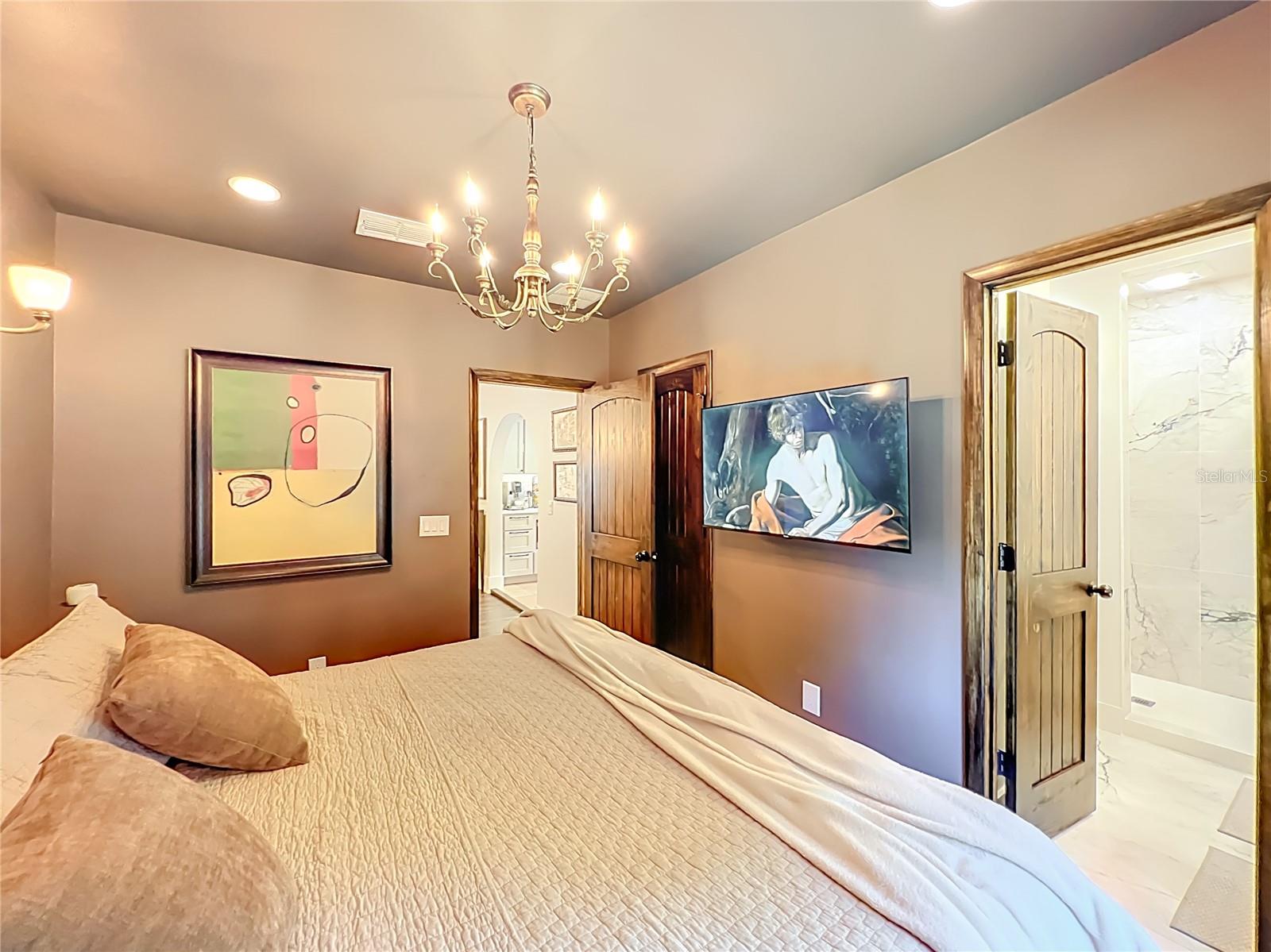 Image 26 of 53 For 1000 Anderson Street