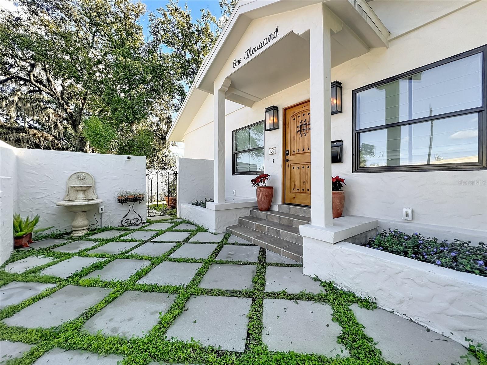 Image 3 of 53 For 1000 Anderson Street