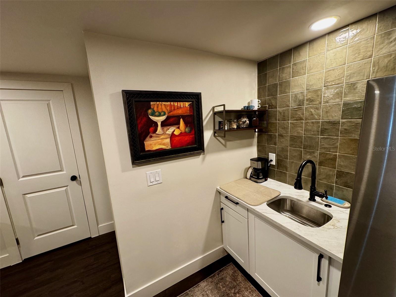 Image 40 of 53 For 1000 Anderson Street