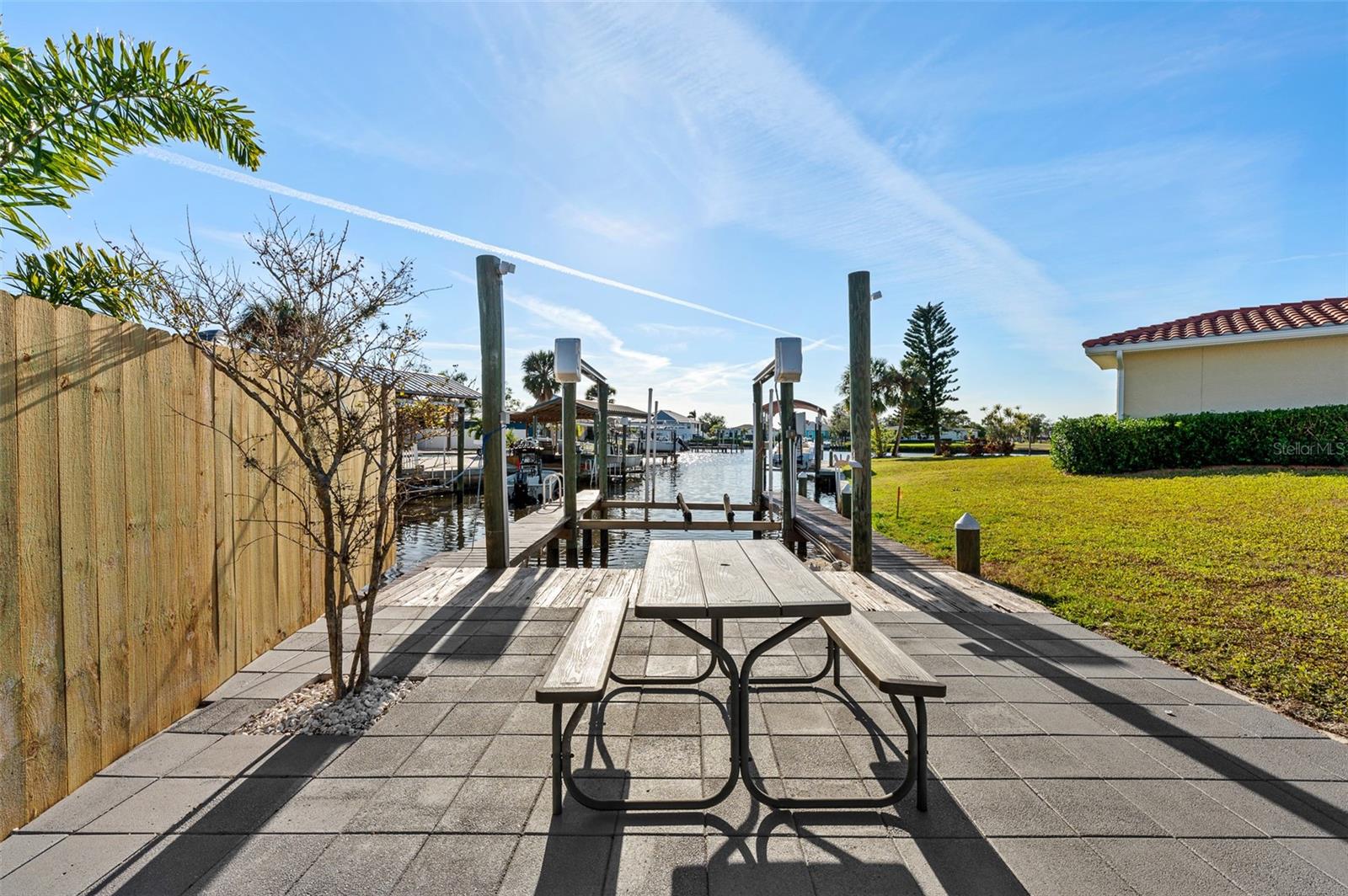 Image 15 of 42 For 105 12th Street Sw