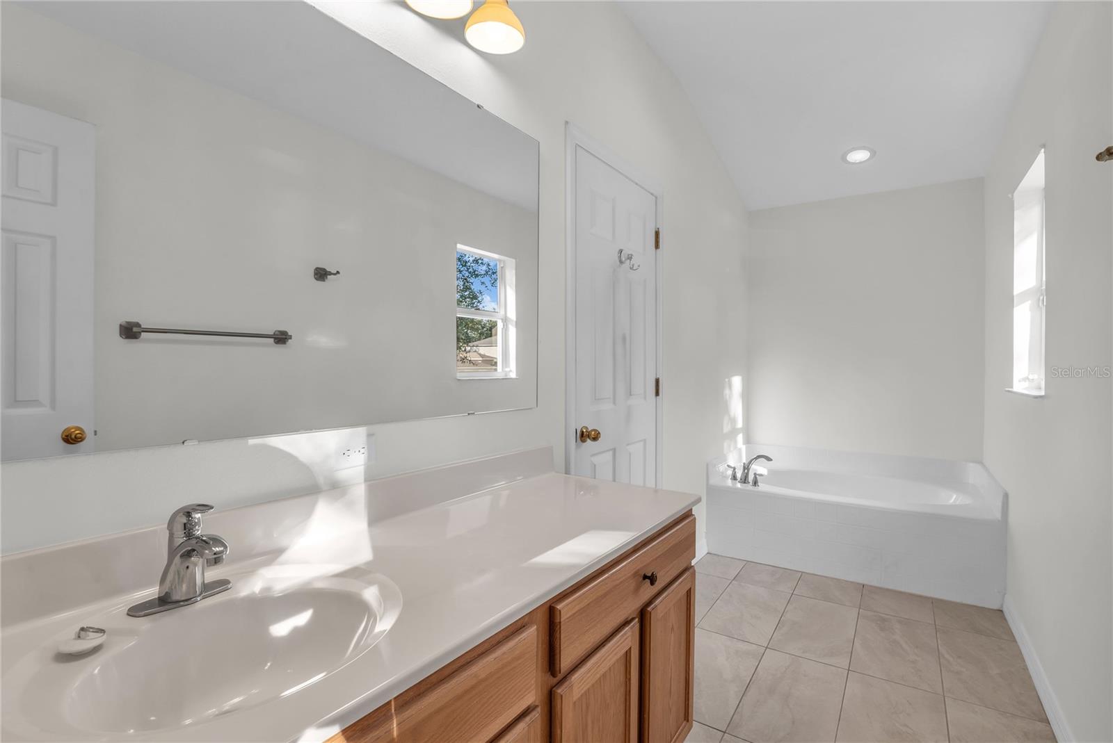 Image 31 of 48 For 473 Yearling Cove Loop