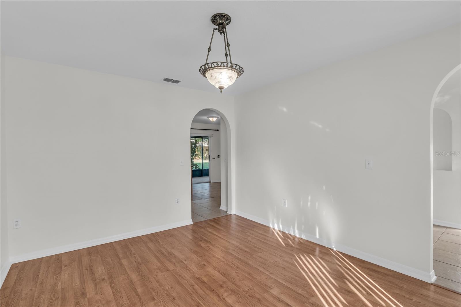 Image 8 of 48 For 473 Yearling Cove Loop