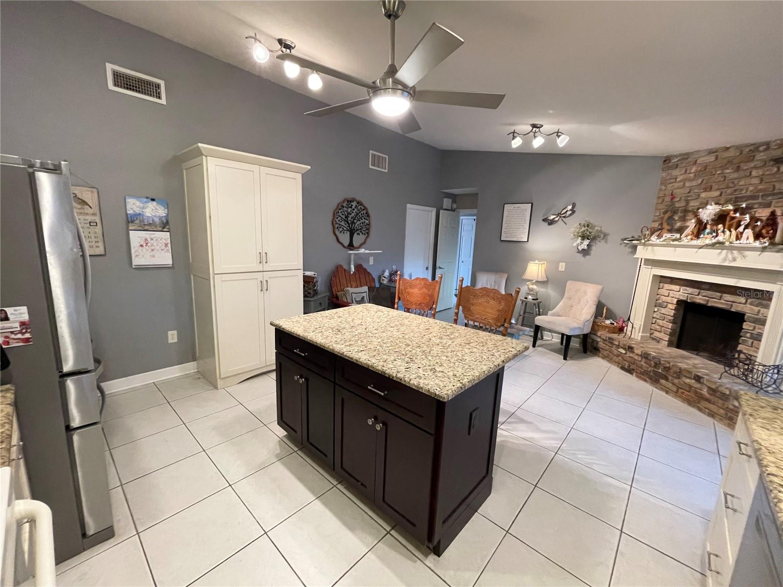 Image 9 of 19 For 5155 Nadine Street