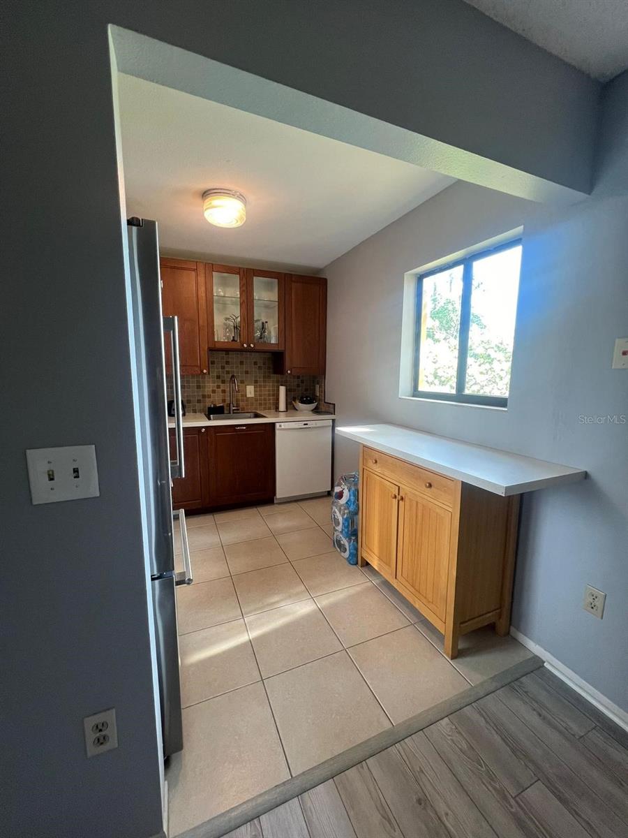 Image 2 of 12 For 2749 Oak Park Way 203