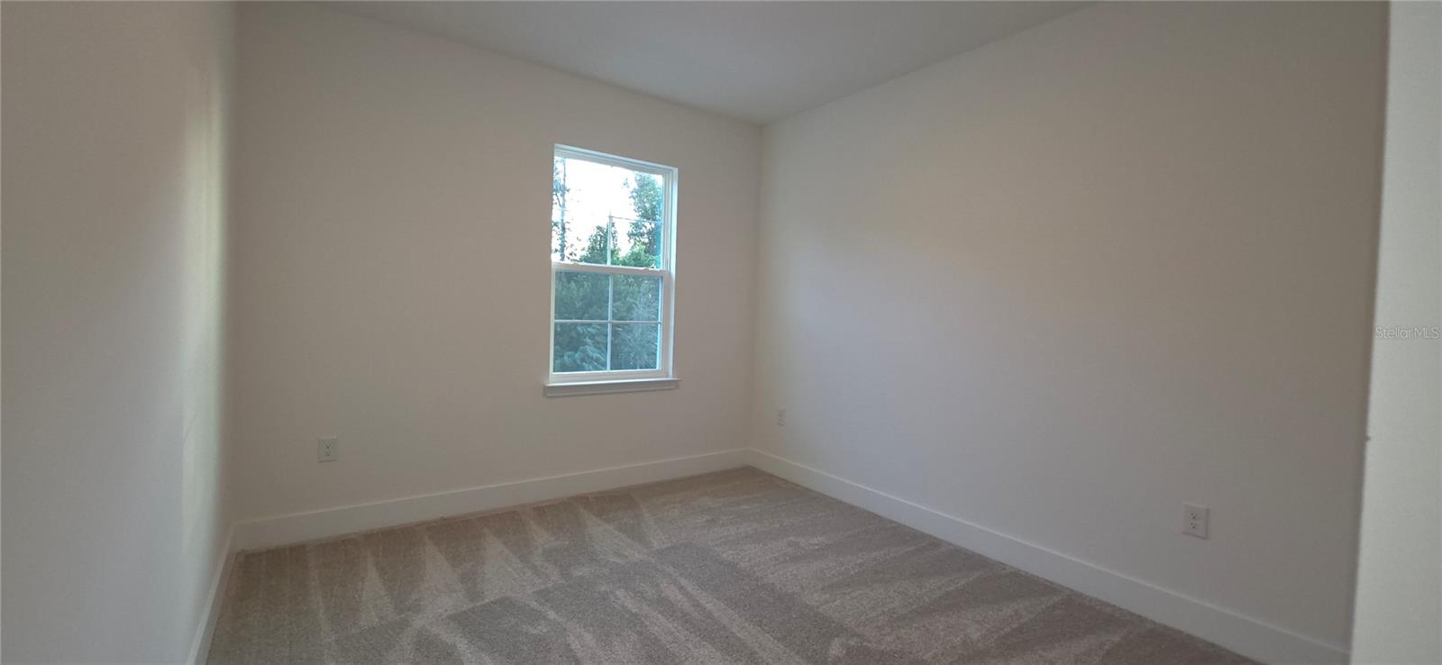 Image 17 of 27 For 1085 Orange Trail