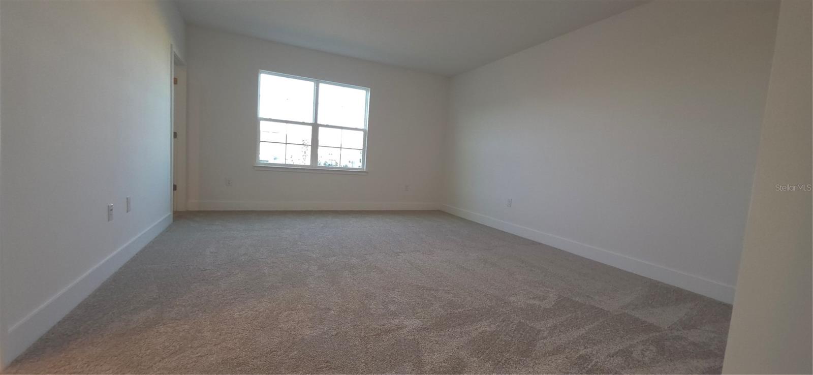 Image 21 of 27 For 1085 Orange Trail