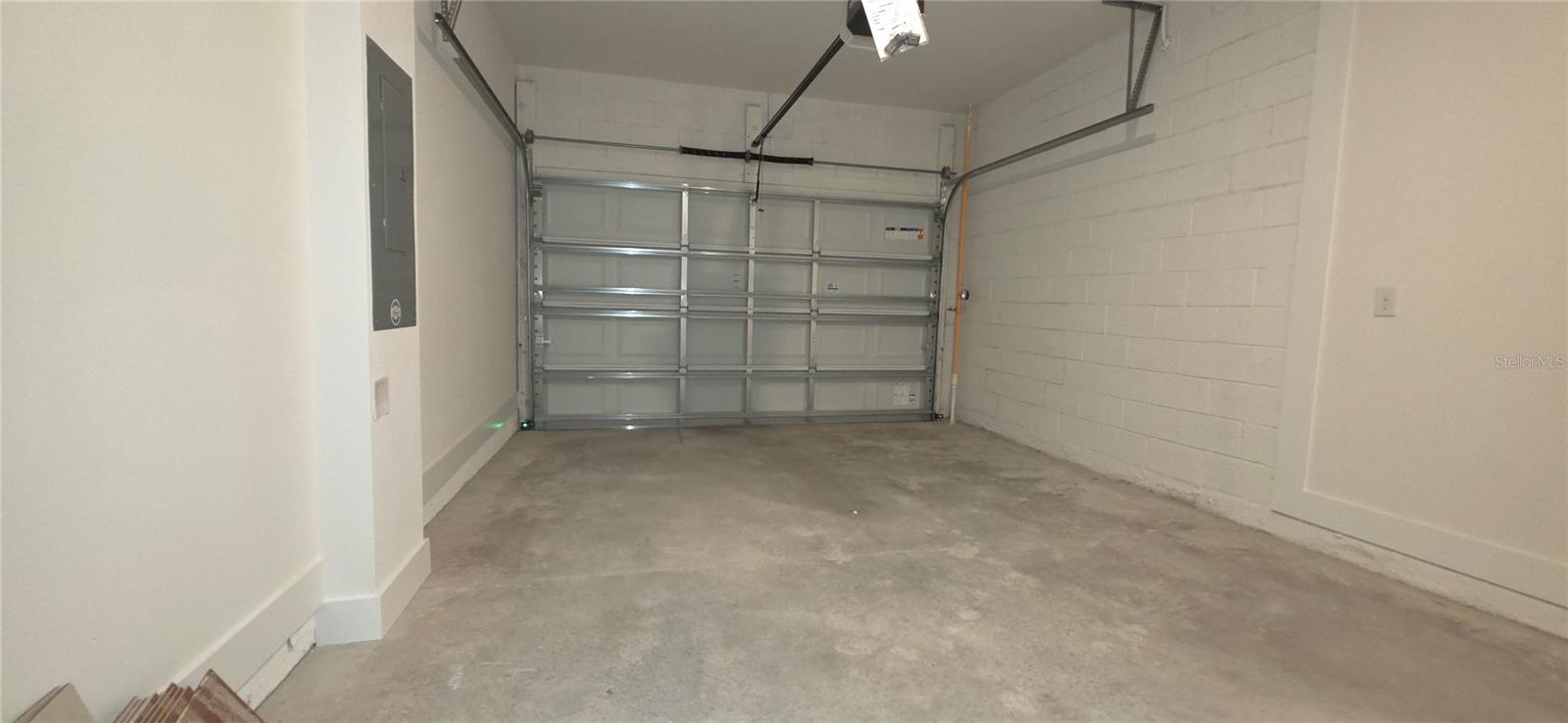 Image 27 of 27 For 1085 Orange Trail