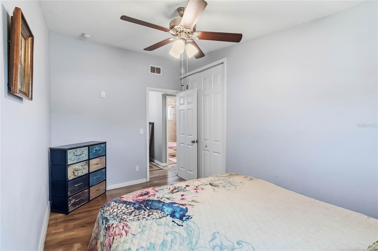 Image 15 of 32 For 4601 Robbins Avenue