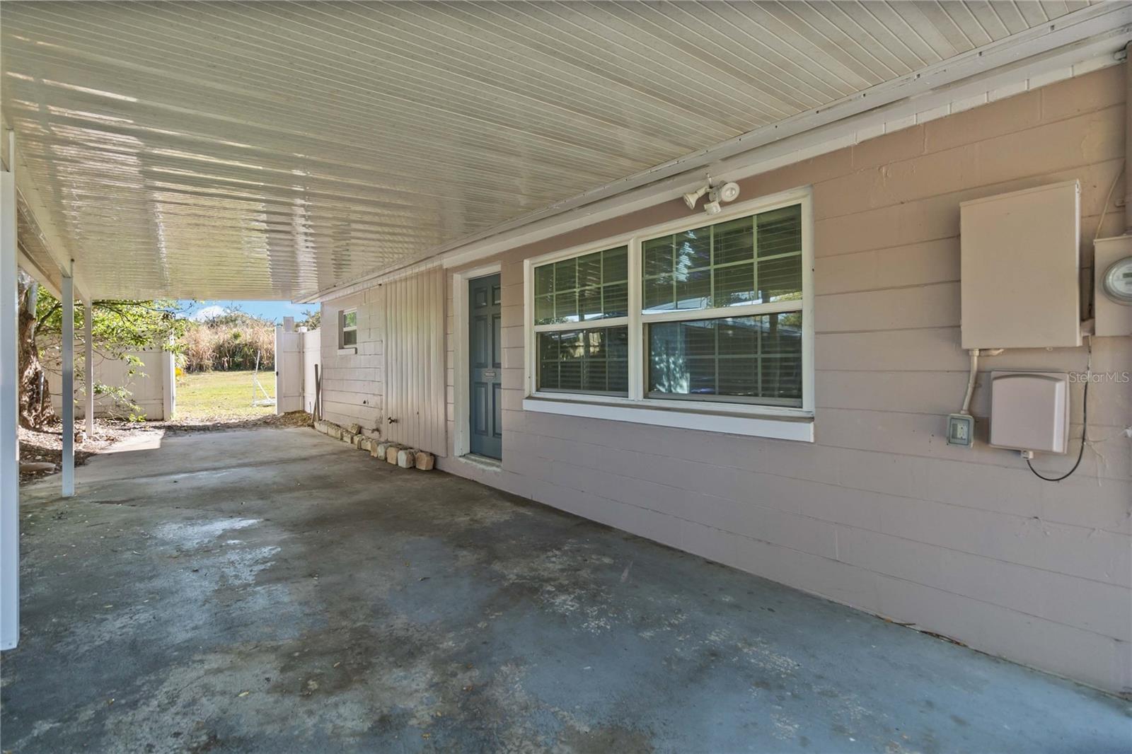 Image 4 of 32 For 4601 Robbins Avenue