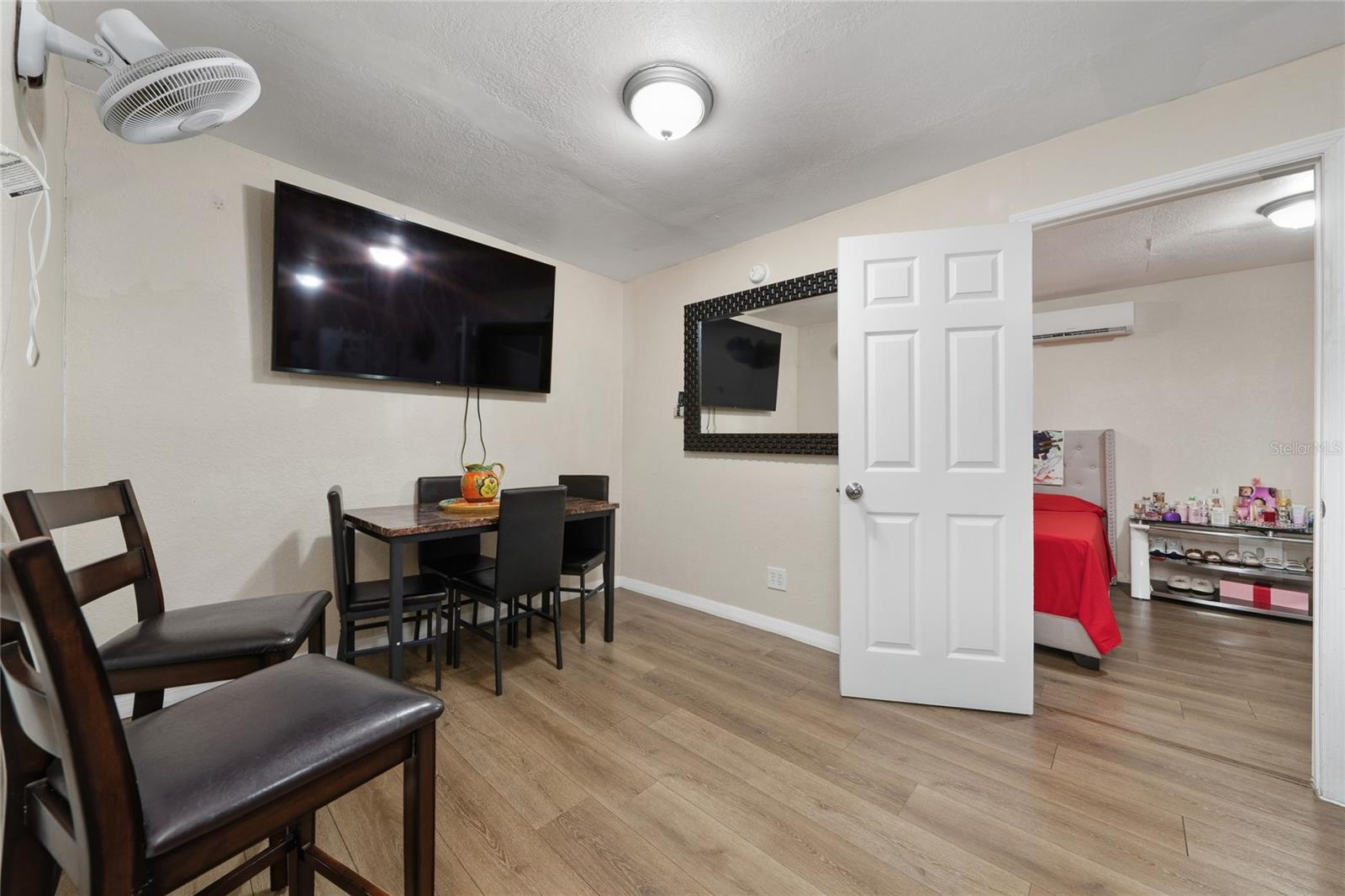 Image 17 of 38 For 5841 Kislin Place