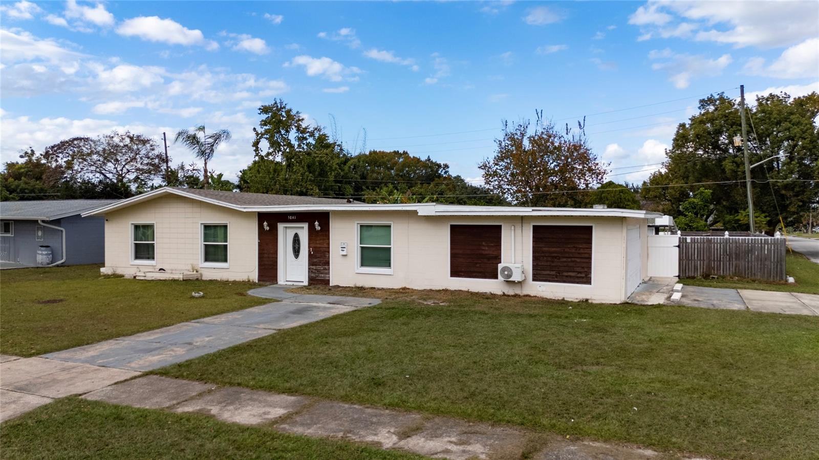 Image 2 of 38 For 5841 Kislin Place