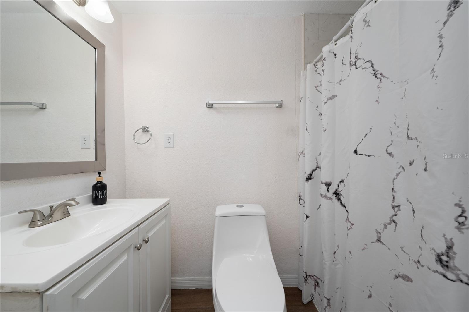 Image 20 of 38 For 5841 Kislin Place