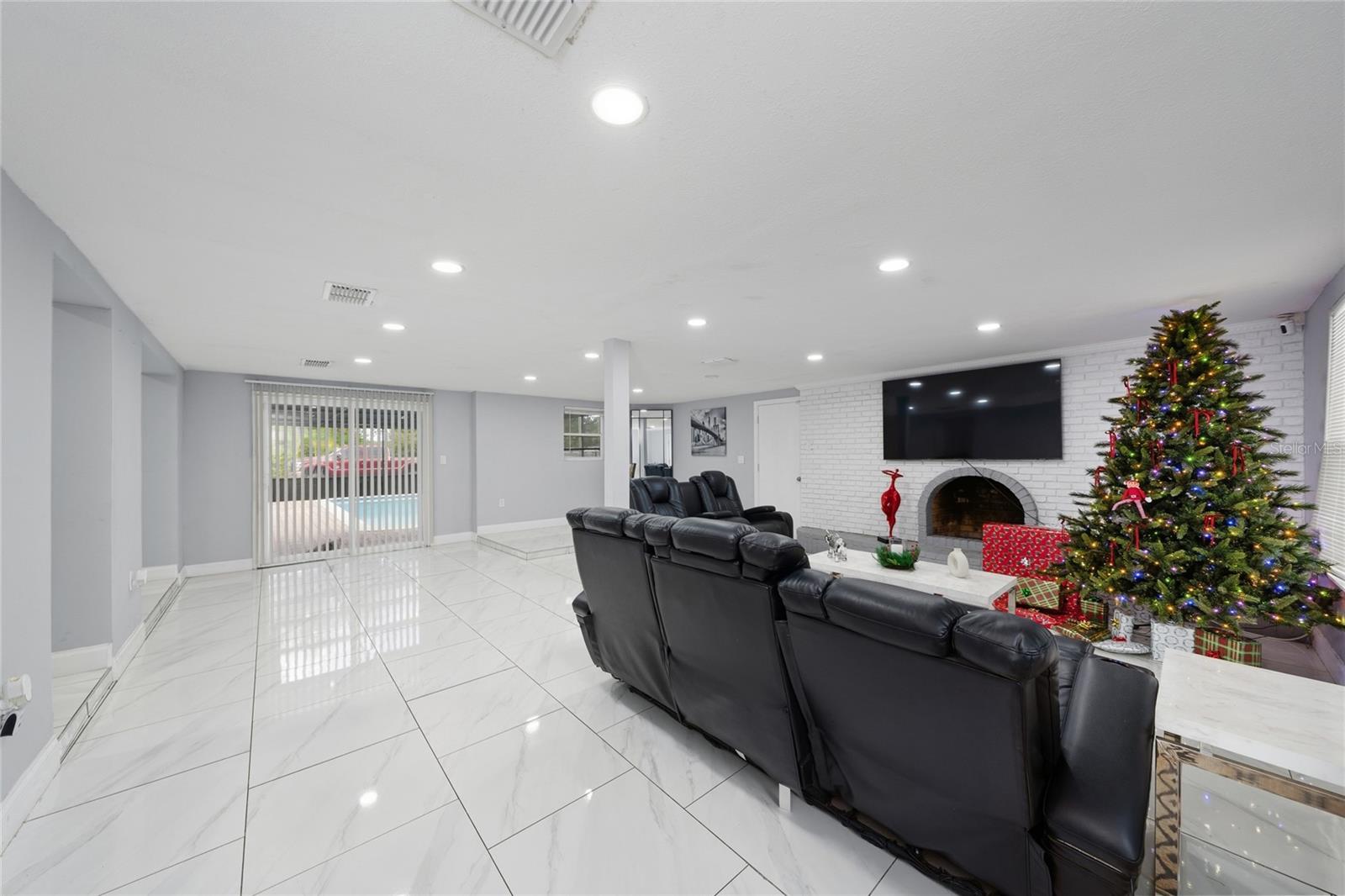 Image 7 of 38 For 5841 Kislin Place