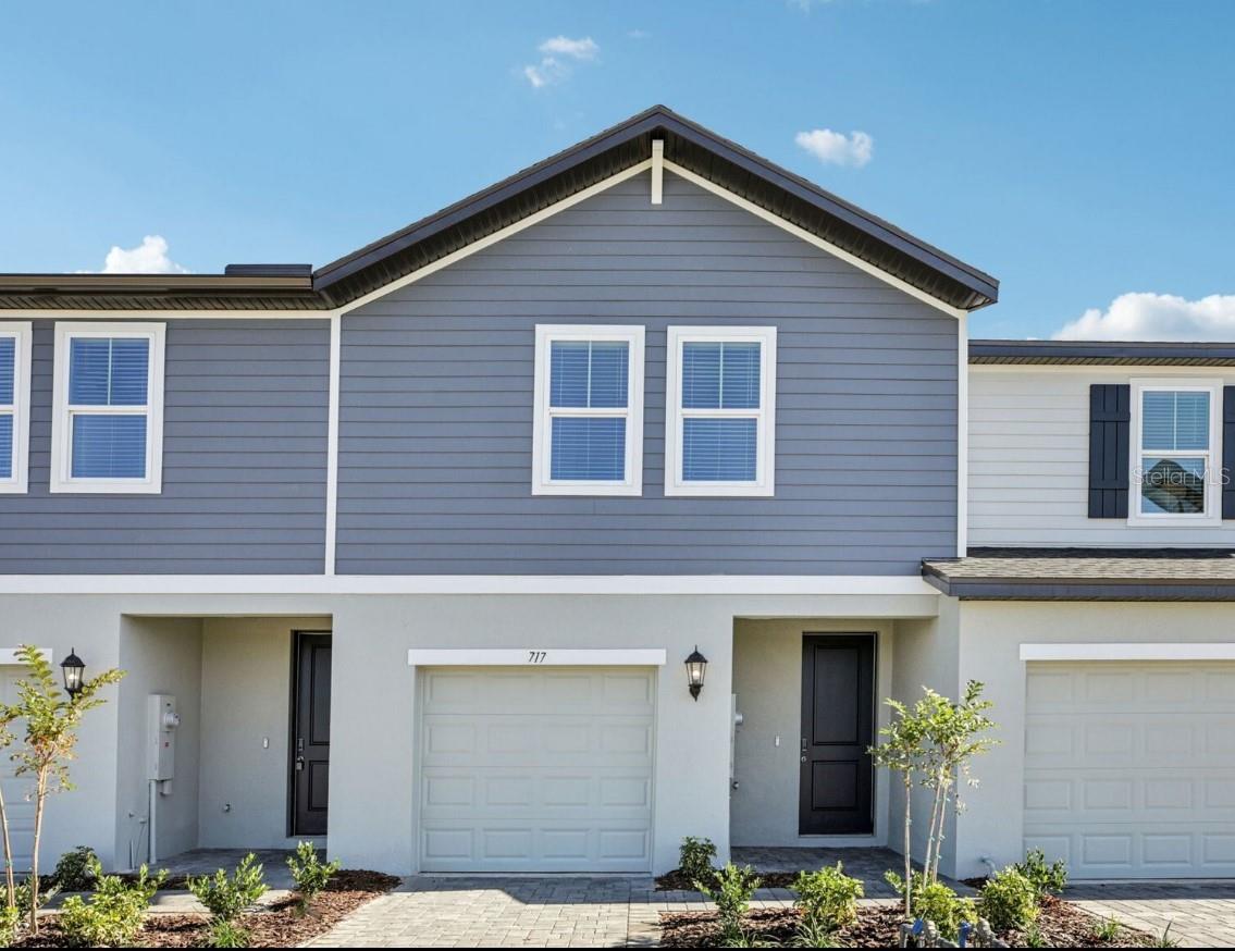 Listing Details for 709 Spartina Way, LADY LAKE, FL 32159