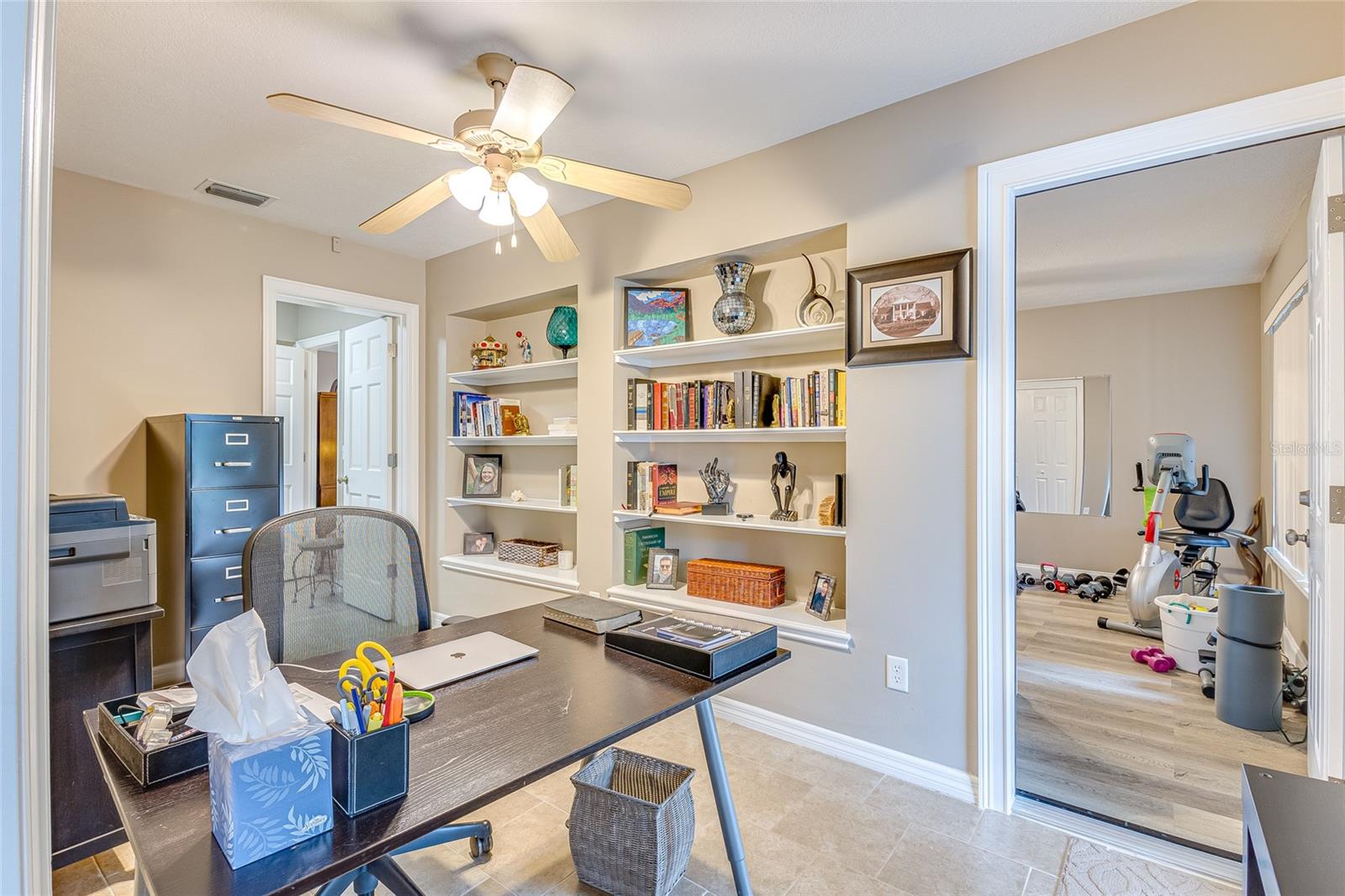 Image 17 of 42 For 5841 Medinah Way