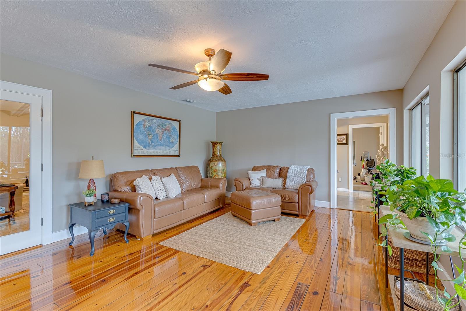 Image 30 of 42 For 5841 Medinah Way