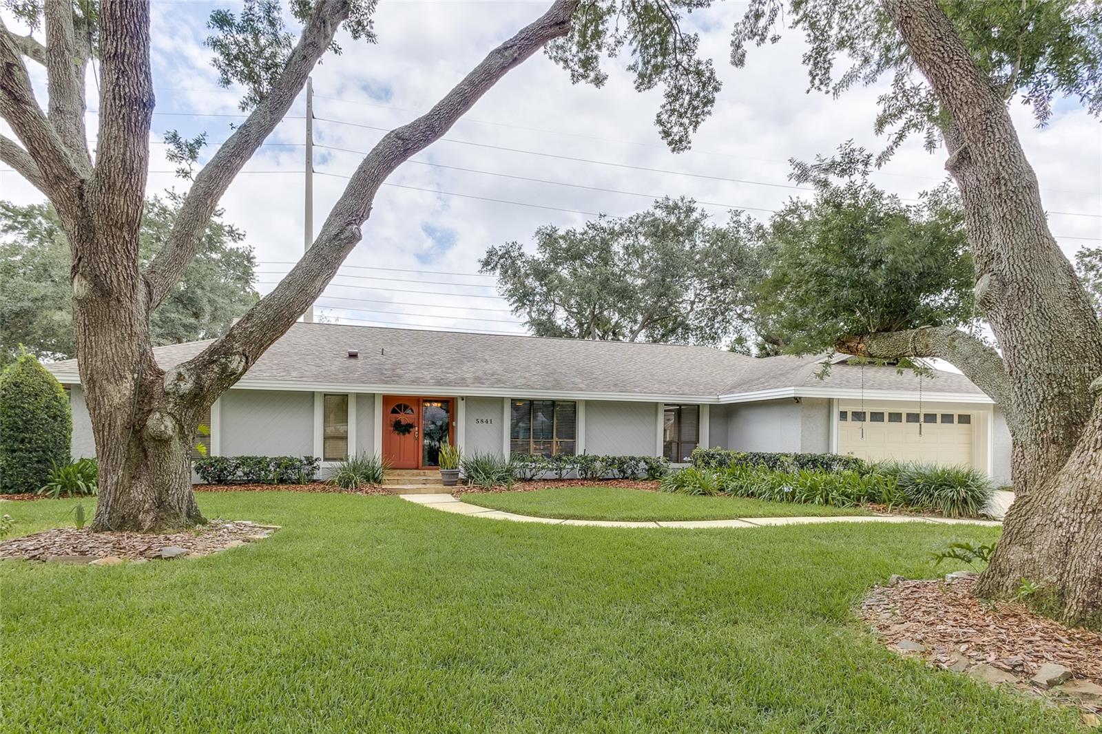 Image 4 of 42 For 5841 Medinah Way