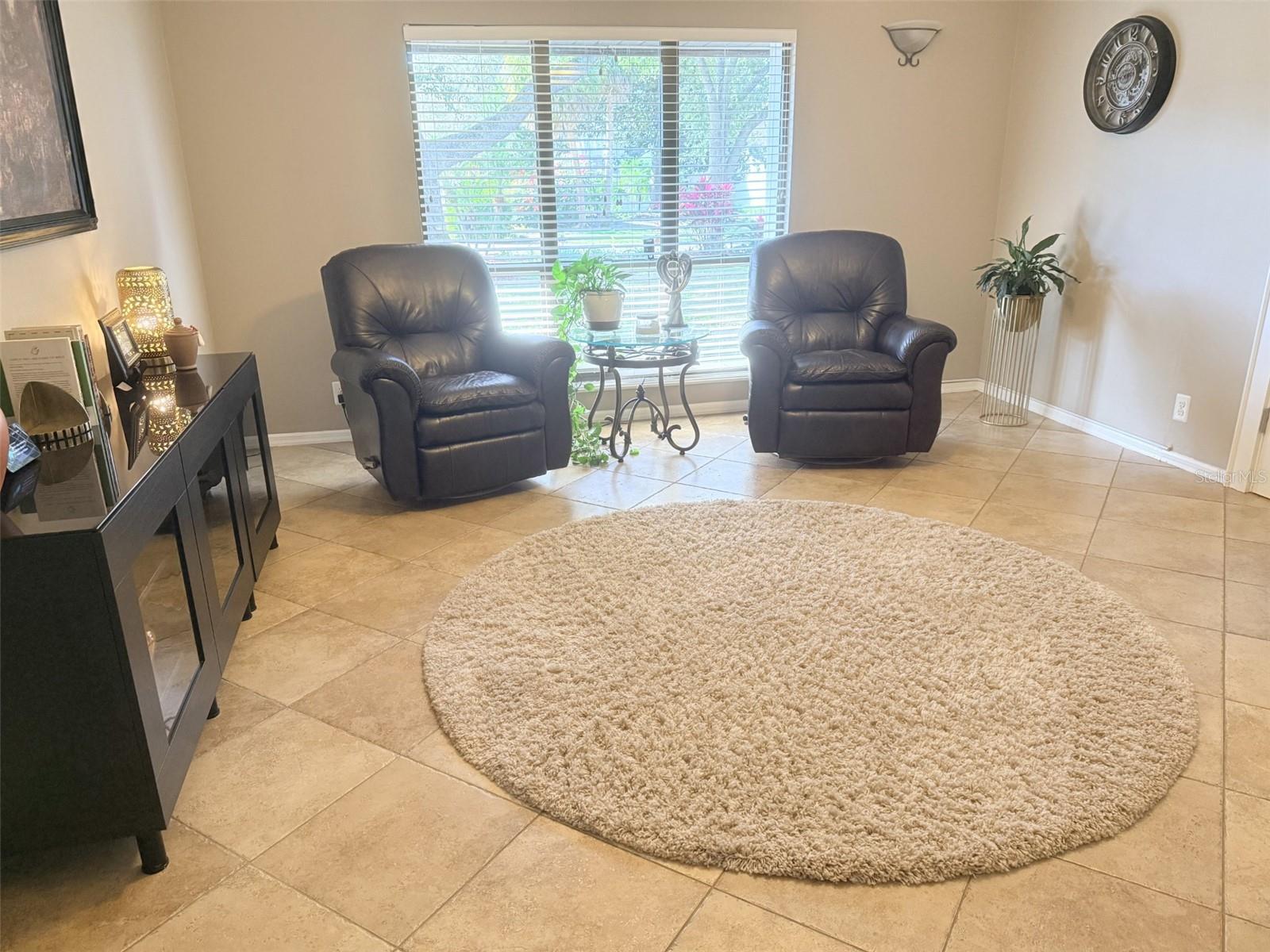 Image 7 of 42 For 5841 Medinah Way