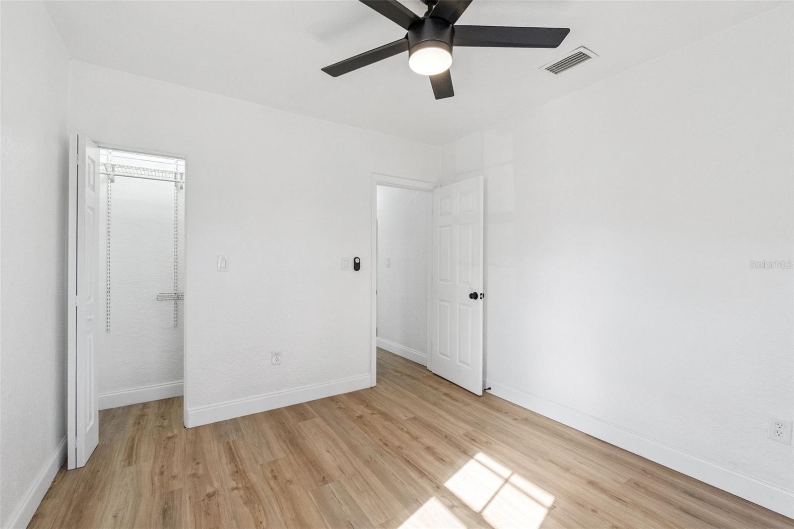 Image 14 of 25 For 1402 Lee Avenue