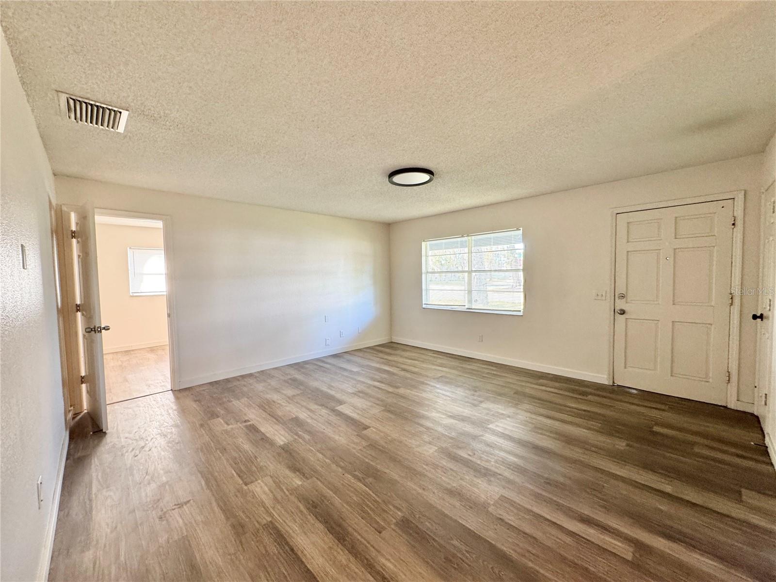 Image 7 of 17 For 133 Bulova Drive