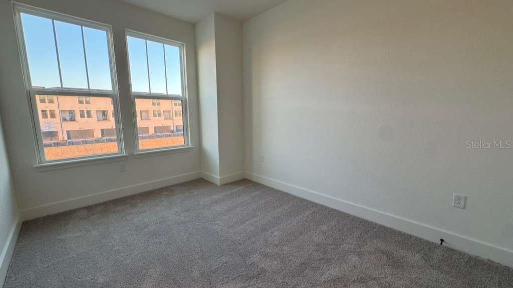 Image 12 of 27 For 15244 Groveside Road