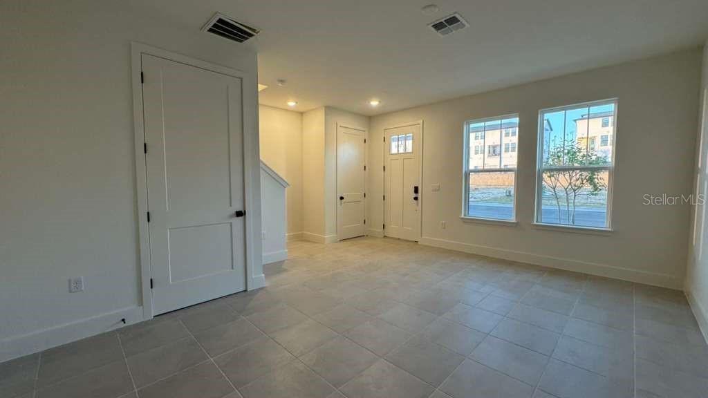 Image 16 of 27 For 15244 Groveside Road