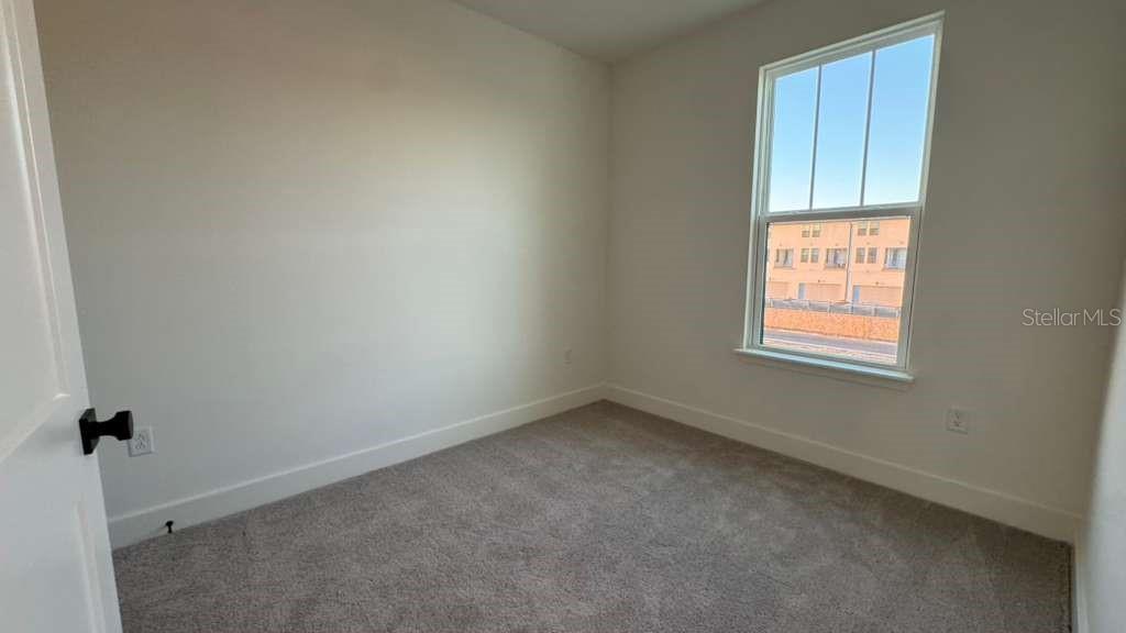 Image 20 of 27 For 15244 Groveside Road