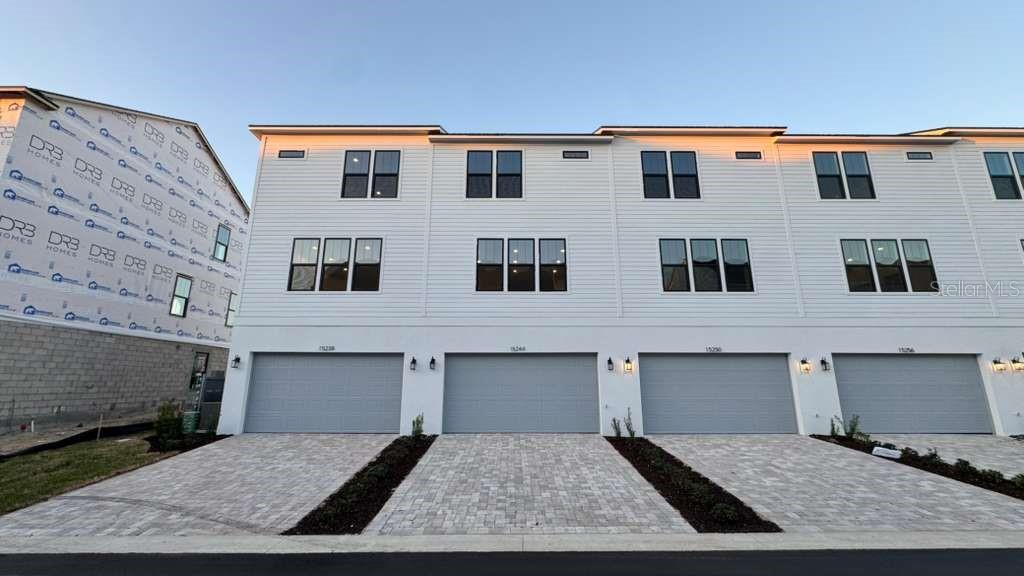 Image 24 of 27 For 15244 Groveside Road