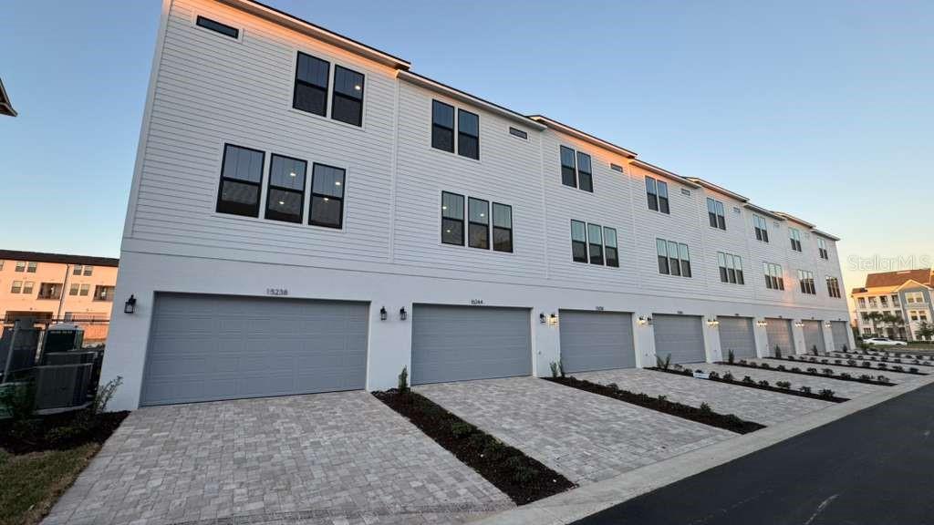 Image 25 of 27 For 15244 Groveside Road