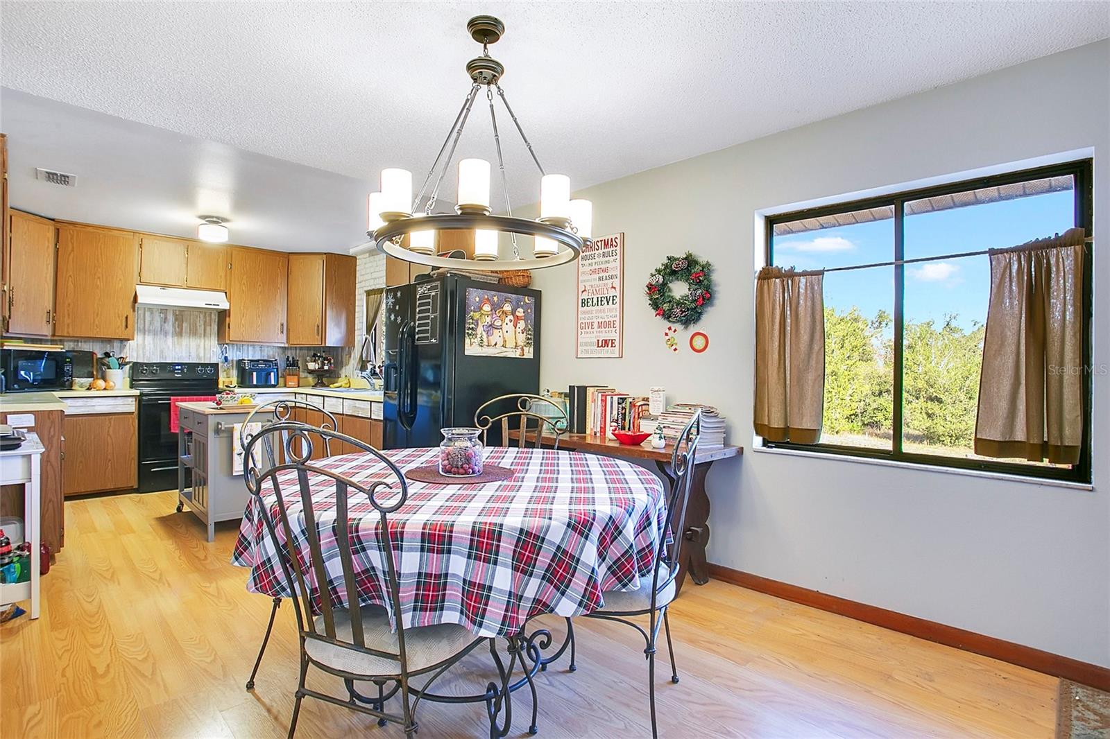 Image 11 of 24 For 17309 Marsh Road