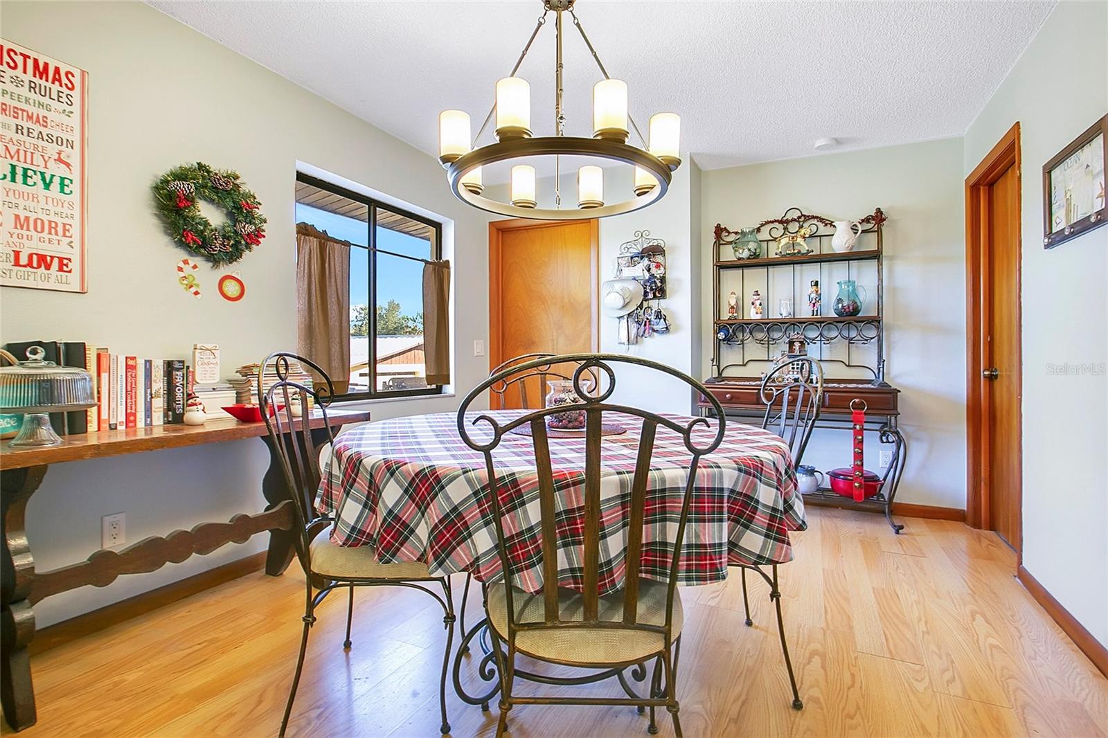 Image 12 of 24 For 17309 Marsh Road