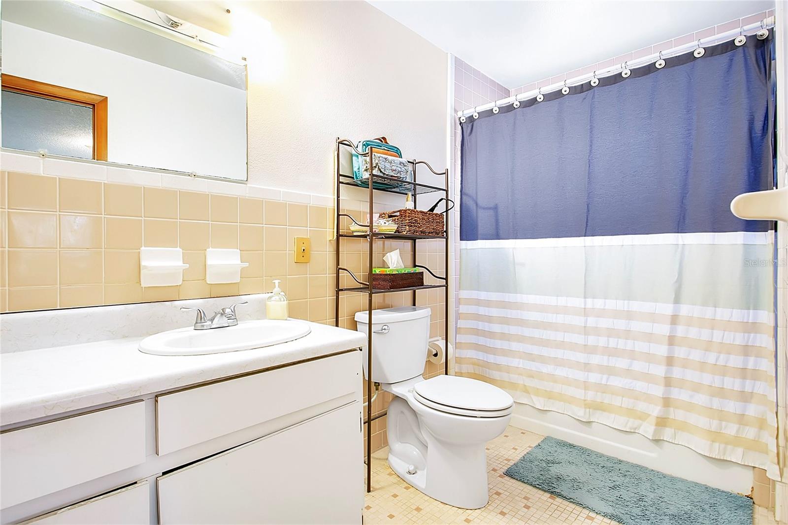 Image 17 of 24 For 17309 Marsh Road