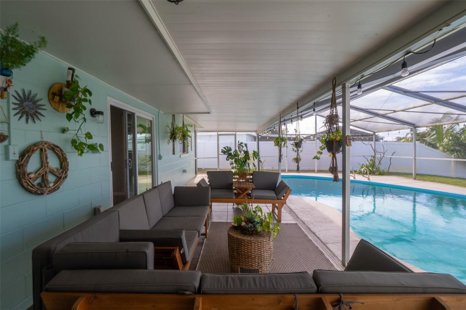 Image 10 of 46 For 1765 Canal Court