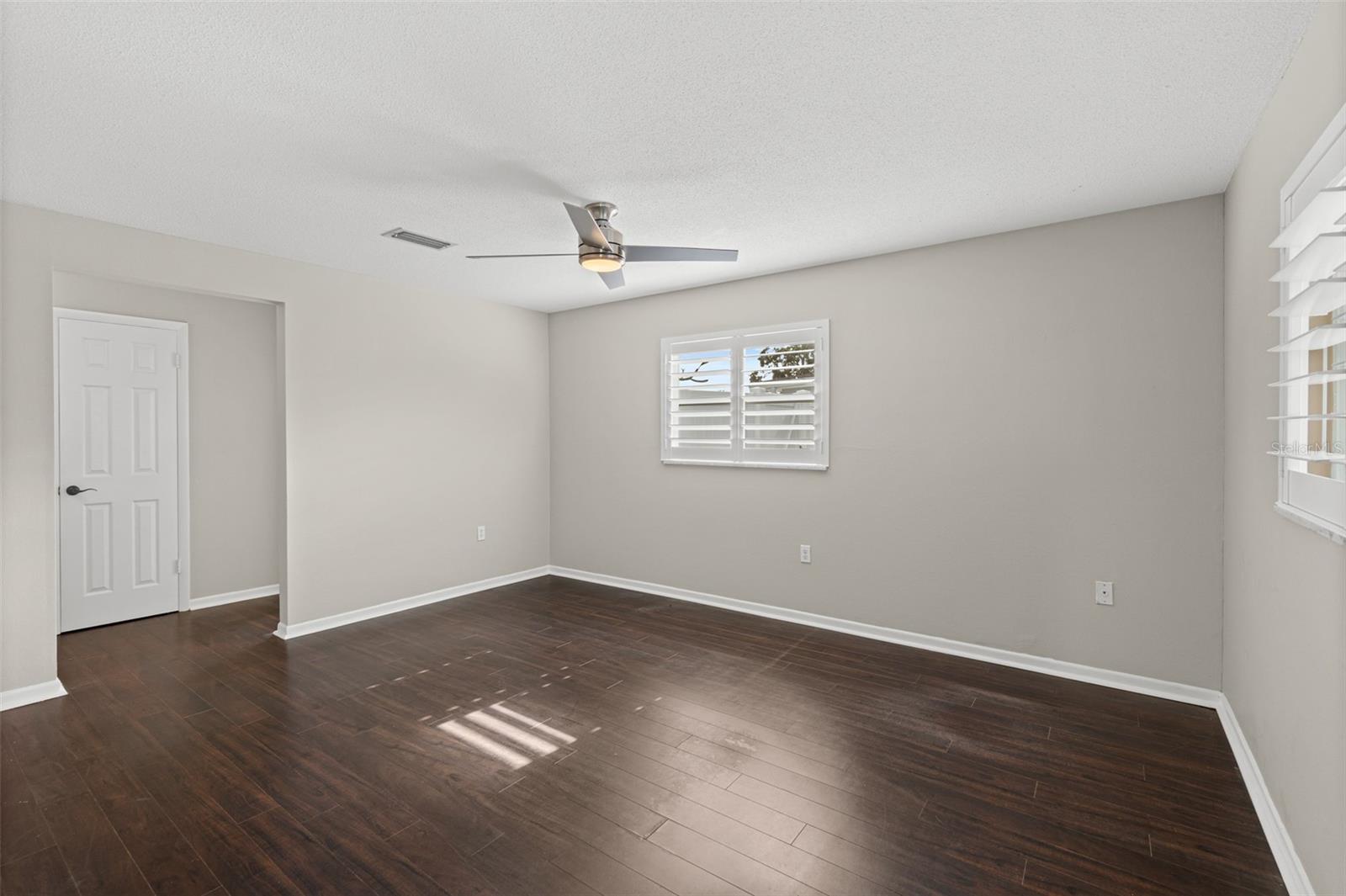 Image 23 of 46 For 1765 Canal Court