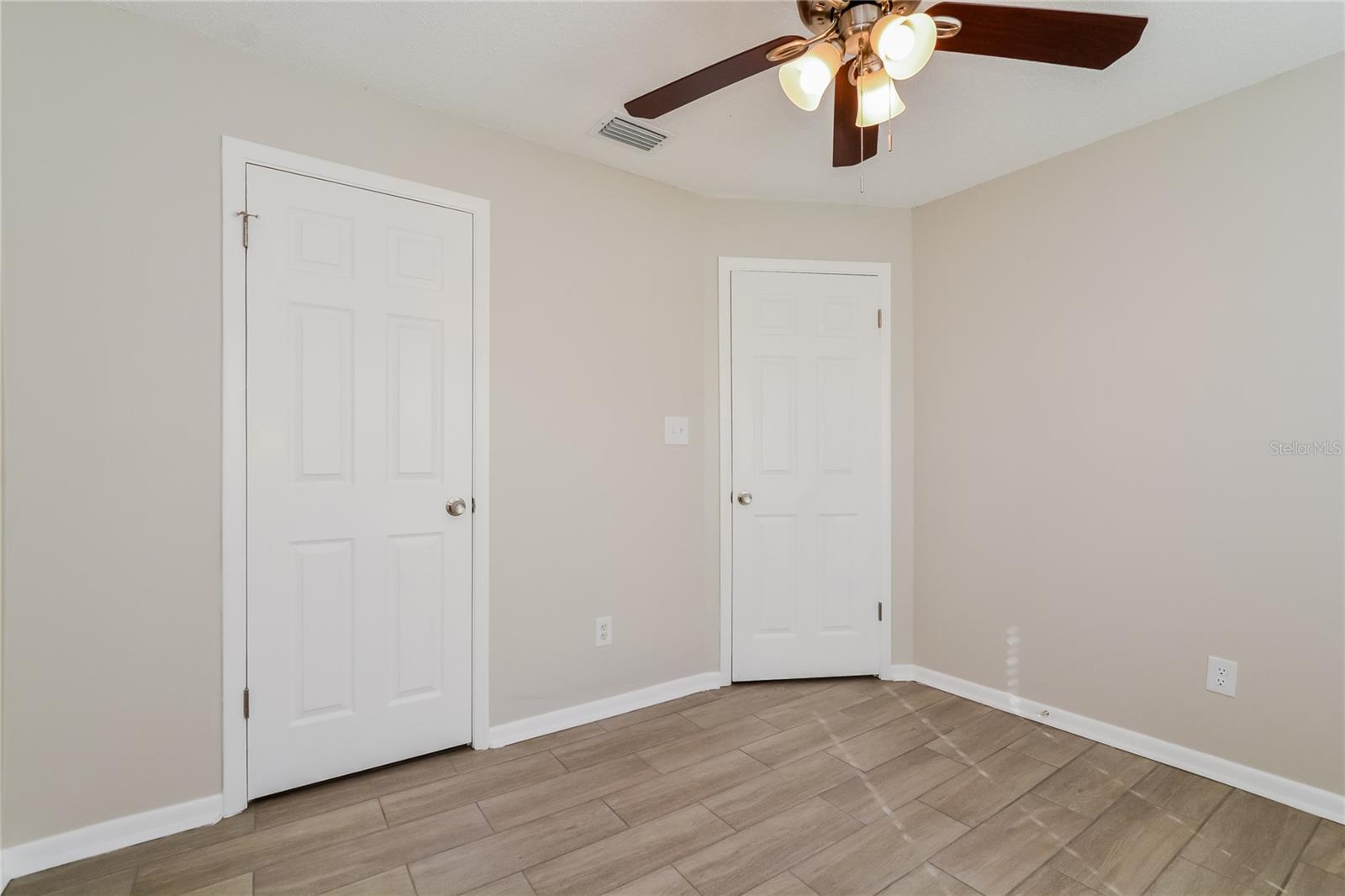 Image 10 of 15 For 8734 Brackenwood Drive