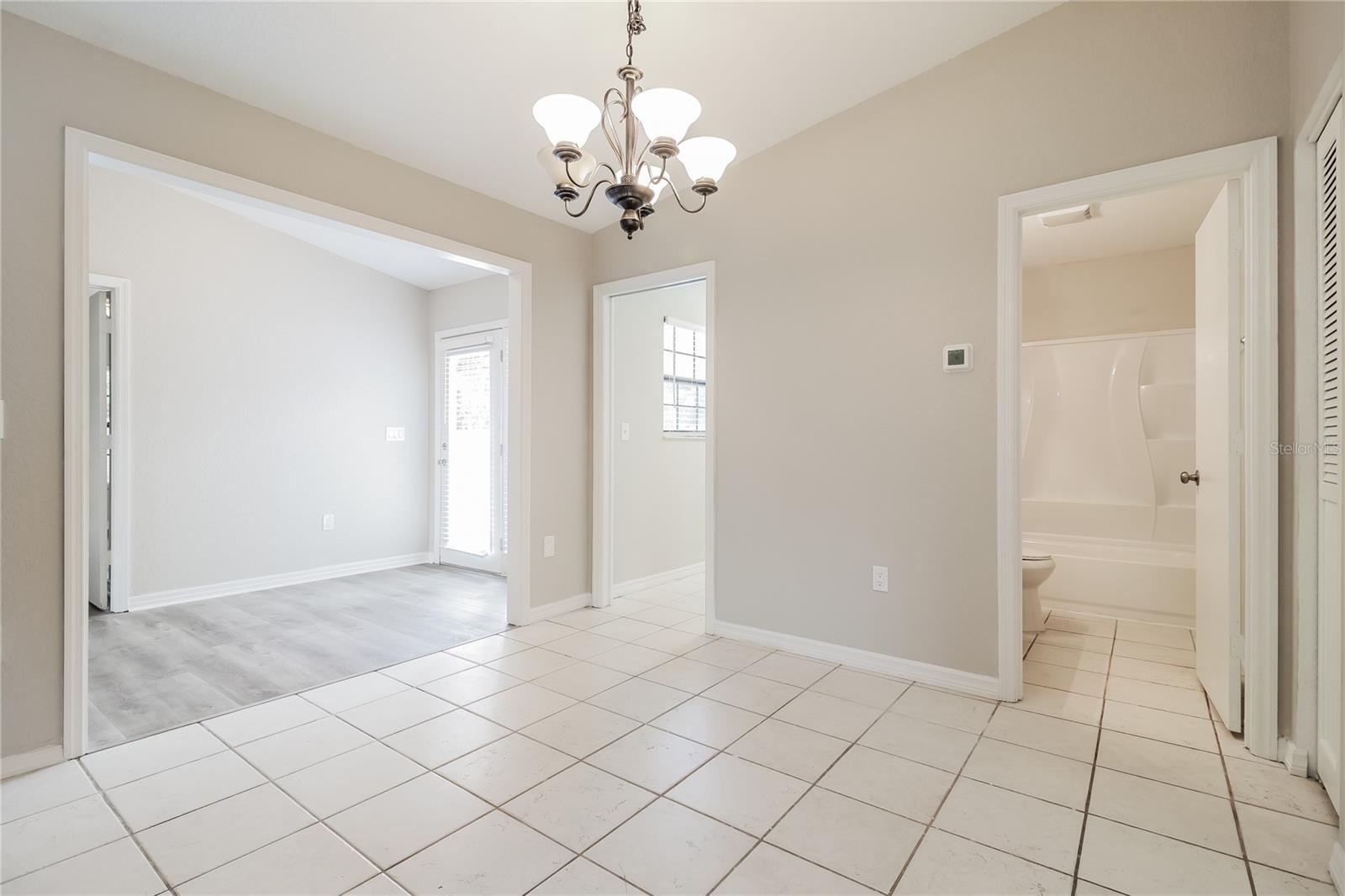 Image 4 of 16 For 136 Grace Street