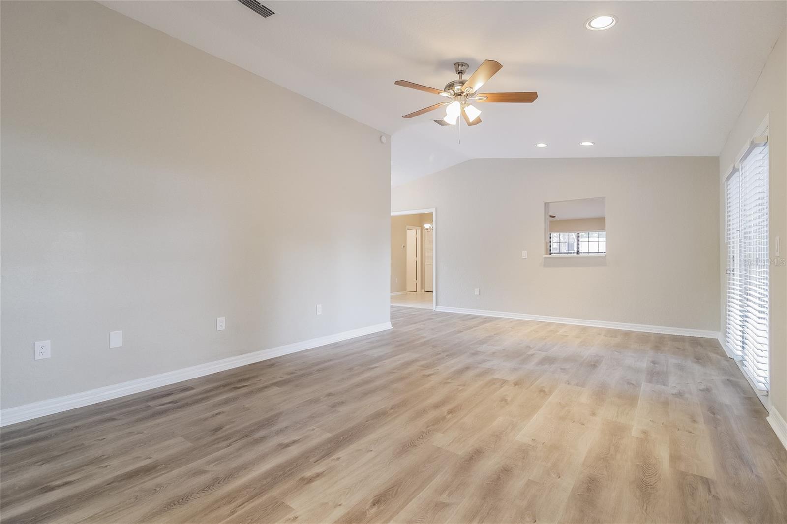 Image 8 of 16 For 136 Grace Street