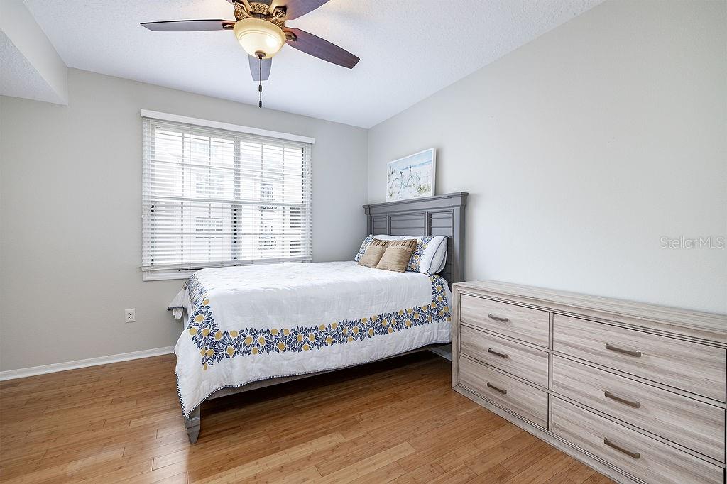 Image 21 of 30 For 501 Knights Run Avenue 1210