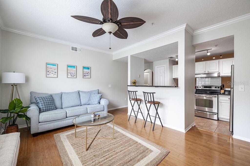 Image 6 of 30 For 501 Knights Run Avenue 1210