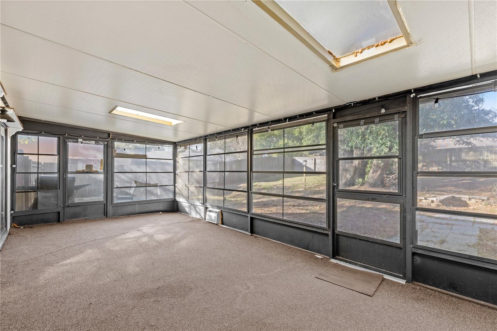 Image 27 of 36 For 5444 Lighthouse Road