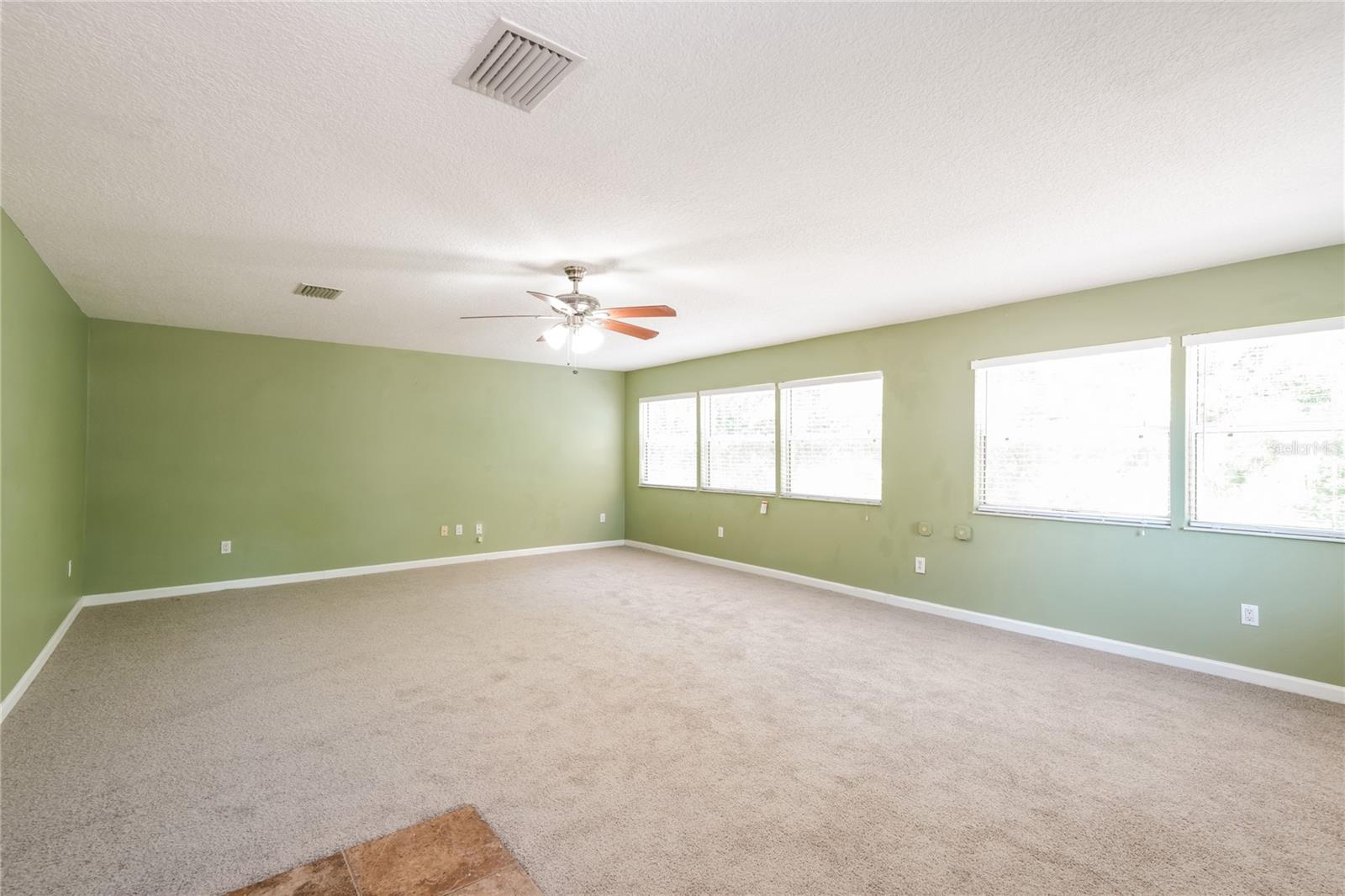 Image 7 of 15 For 10319 Widgeon Way