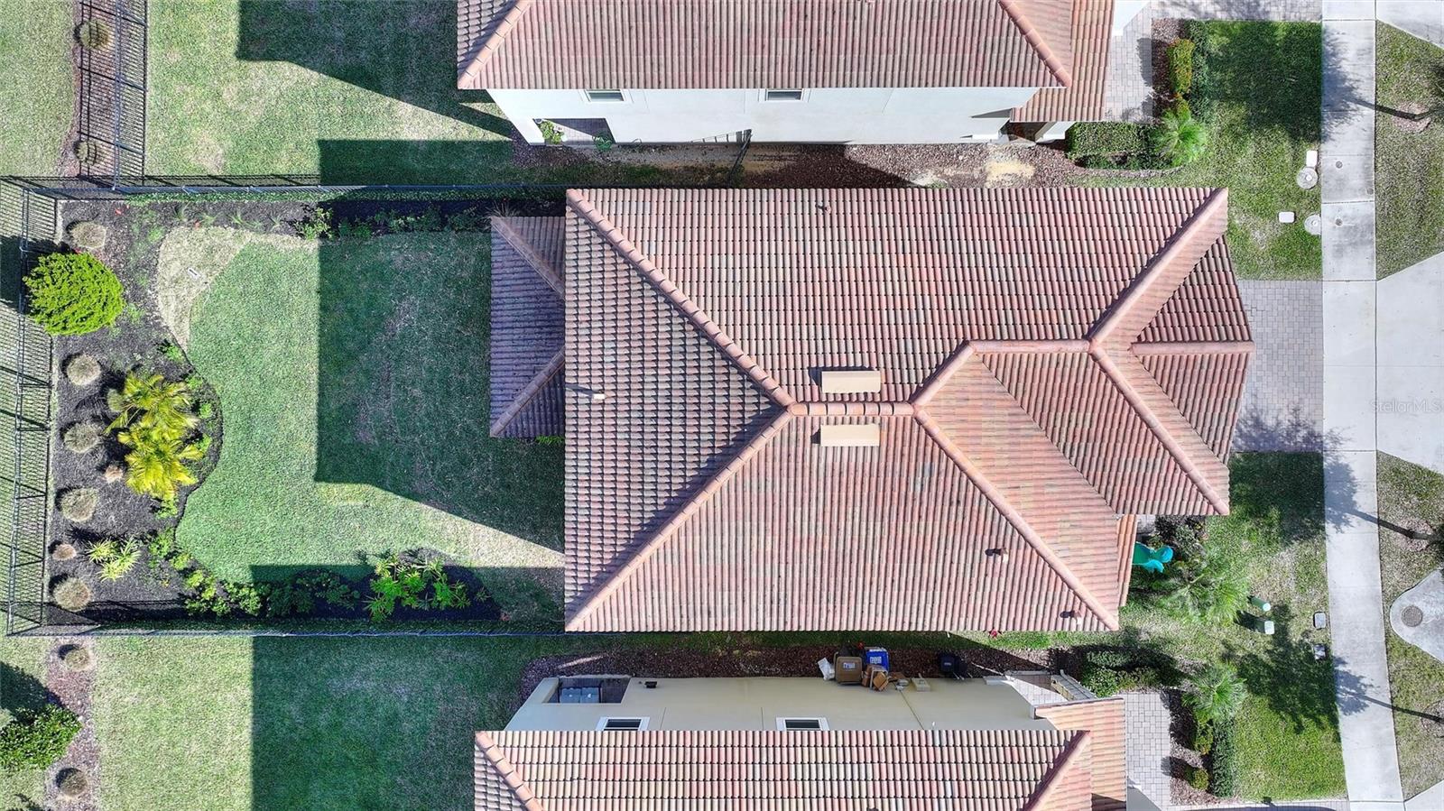 Image 36 of 59 For 8995 Fluffy Lie Court