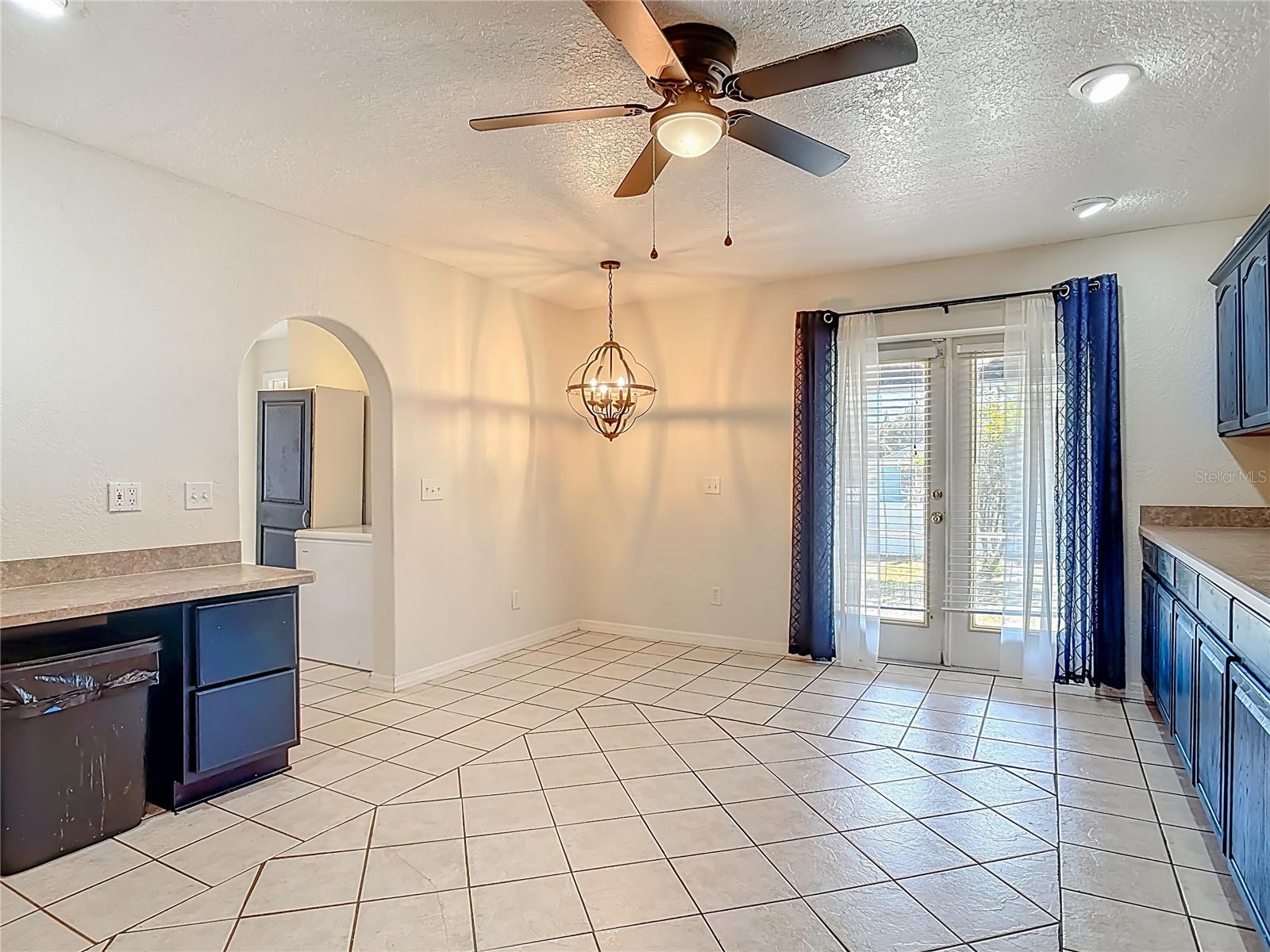 Image 14 of 55 For 111 Colomba Road